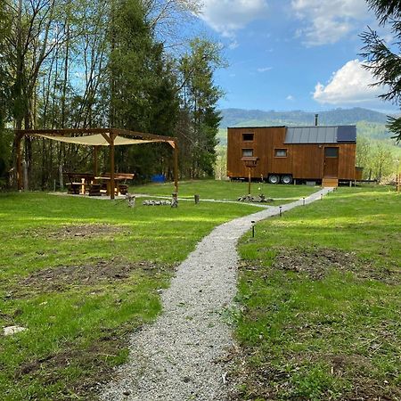 Отель Kolibka - Tiny House Михалова Экстерьер фото