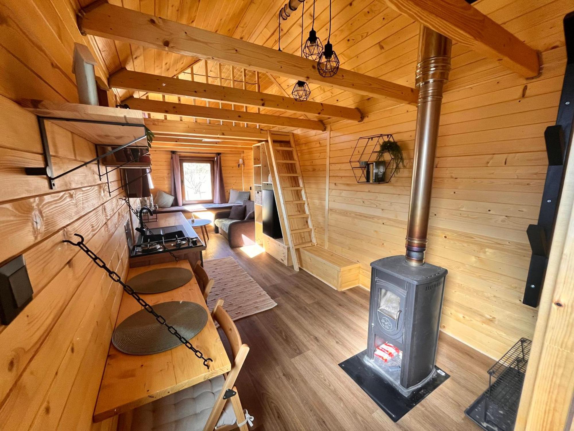 Отель Kolibka - Tiny House Михалова Экстерьер фото