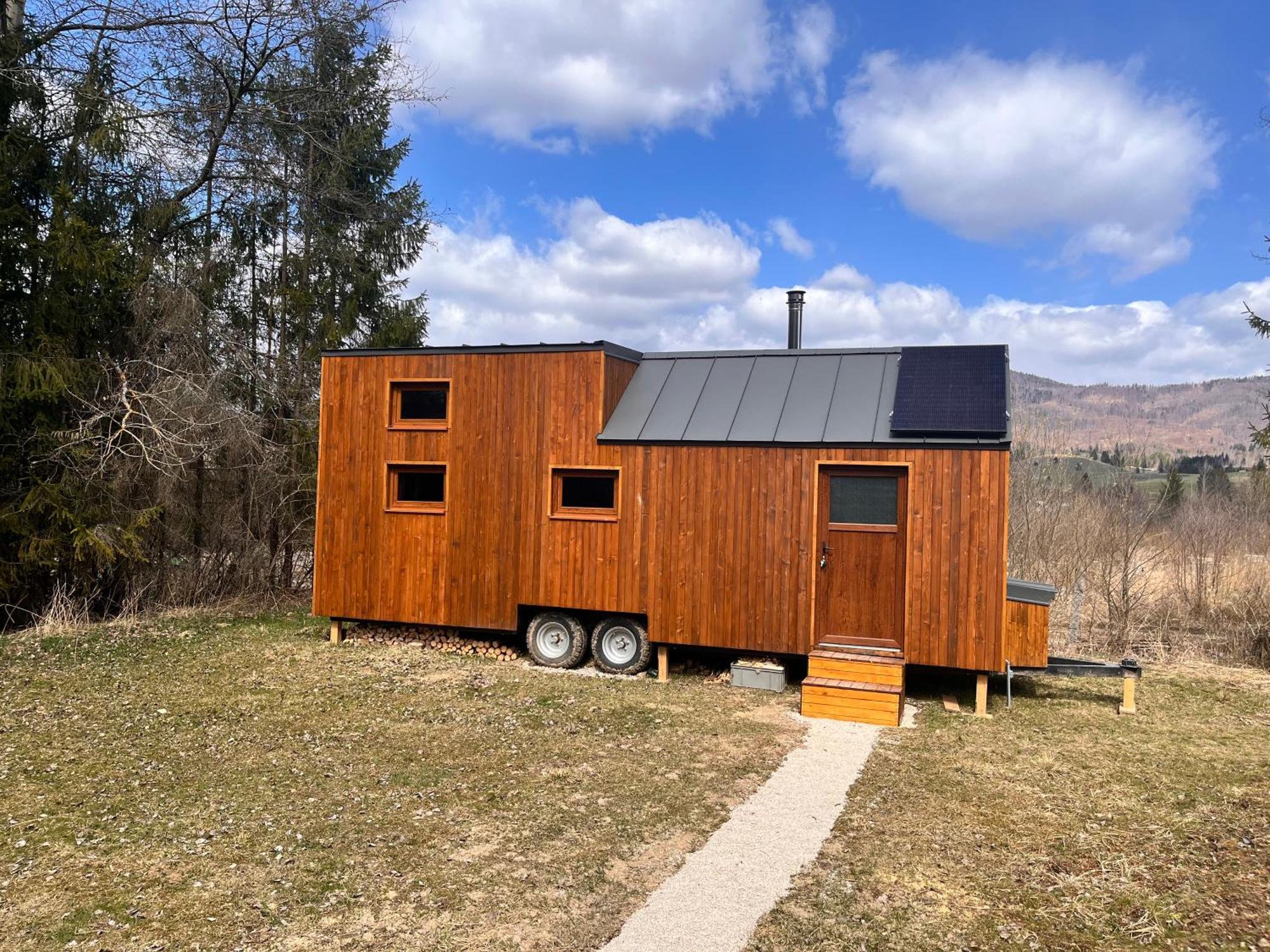Отель Kolibka - Tiny House Михалова Экстерьер фото