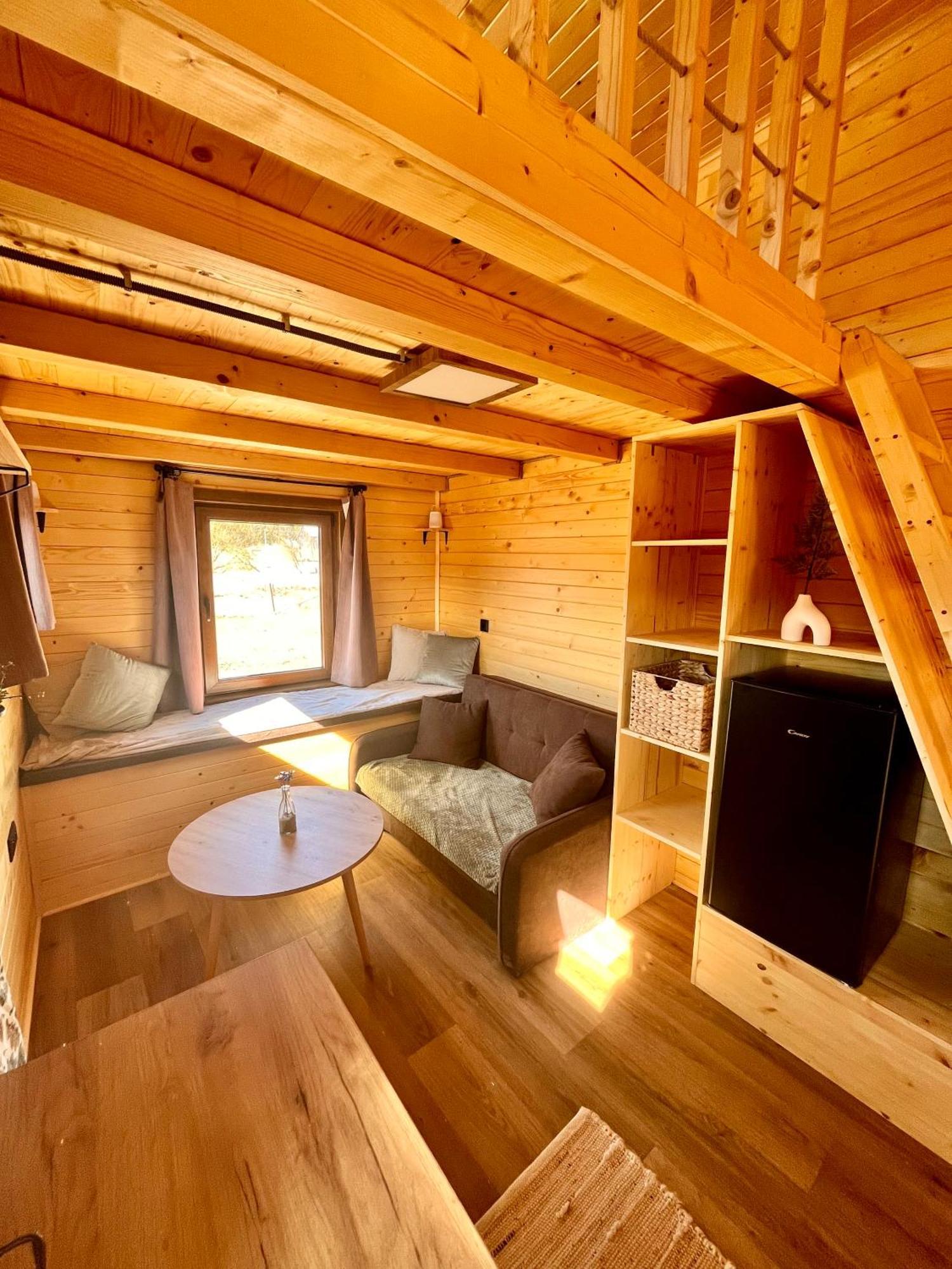 Отель Kolibka - Tiny House Михалова Экстерьер фото