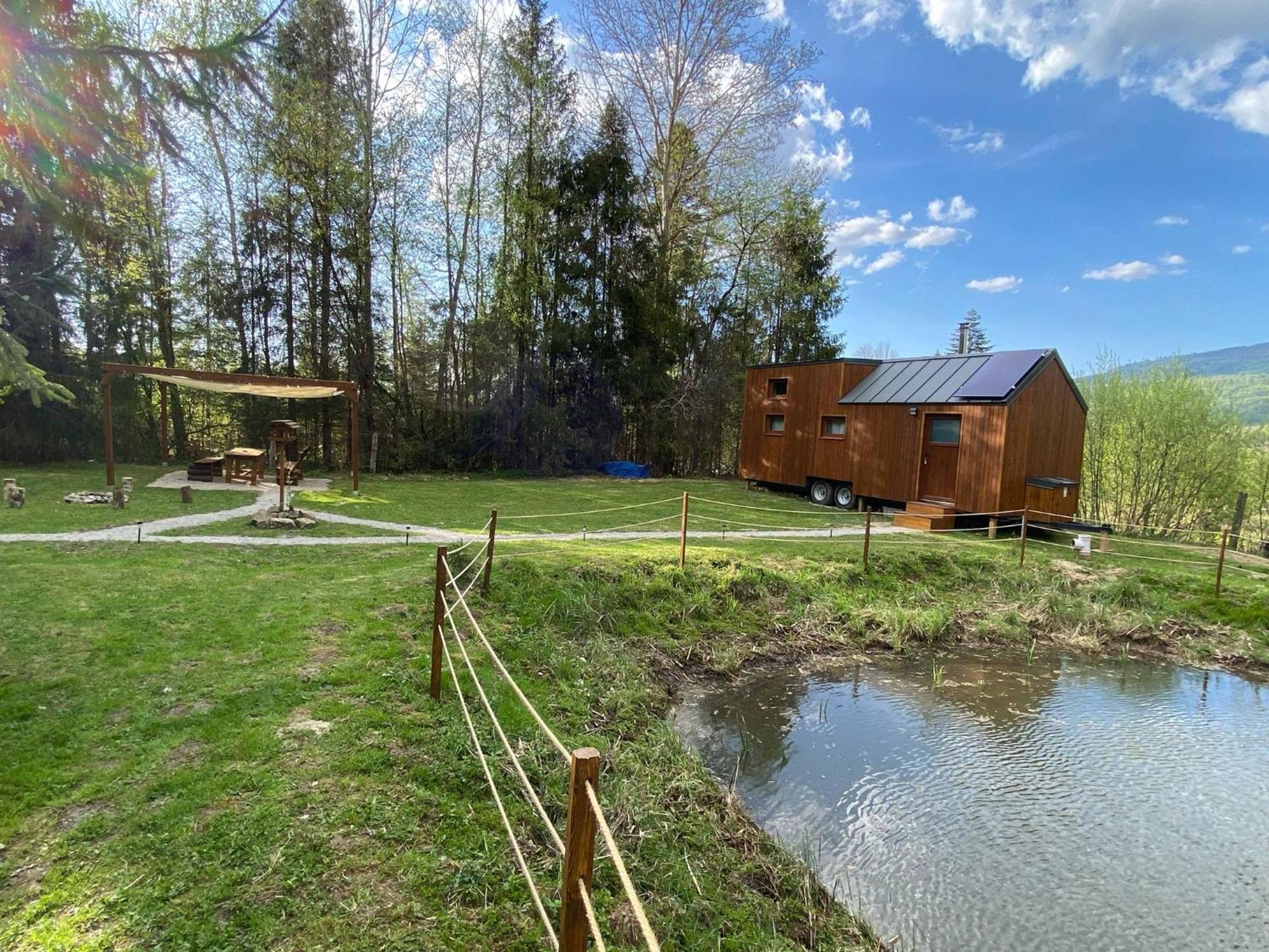 Отель Kolibka - Tiny House Михалова Экстерьер фото