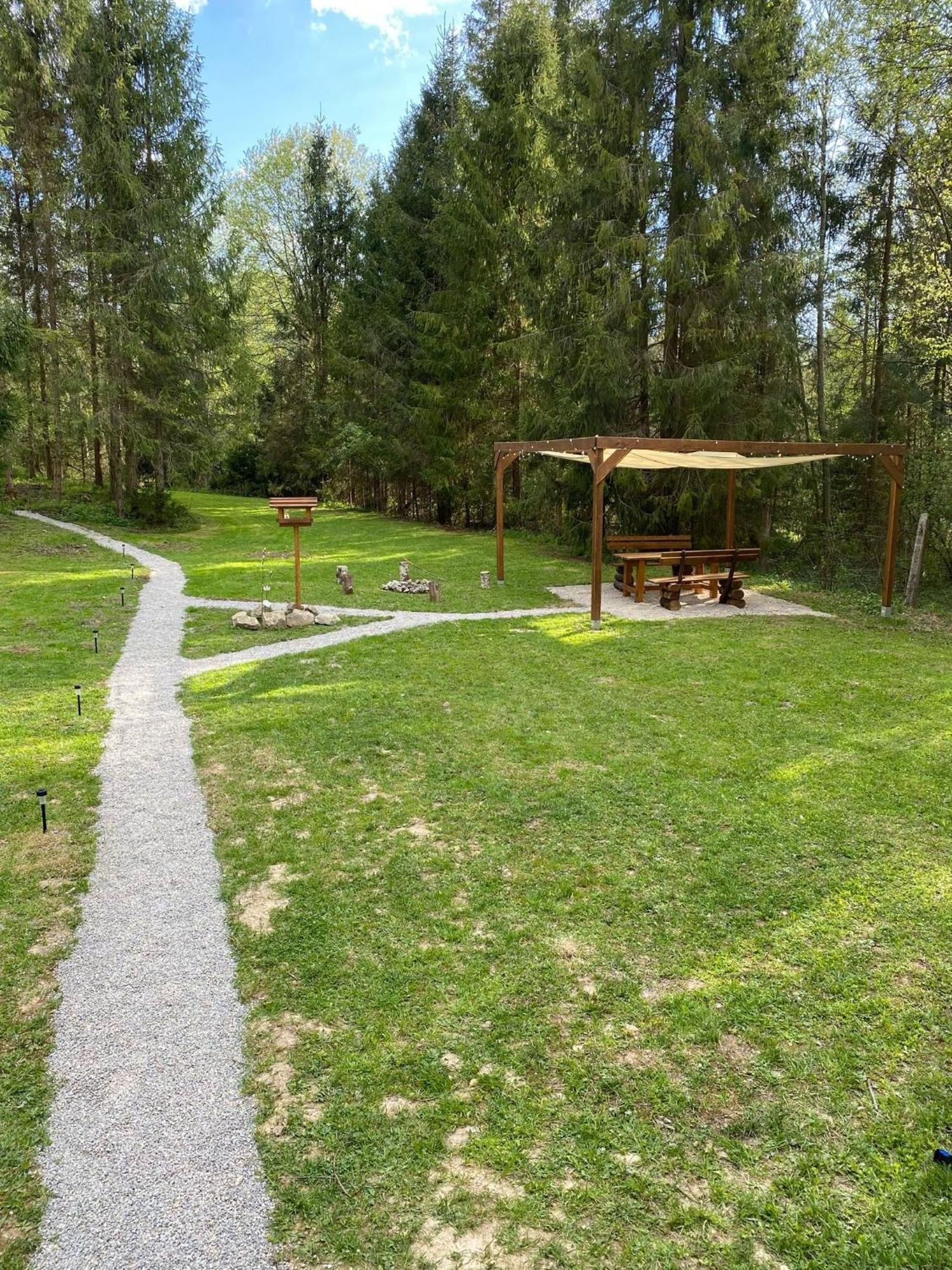 Отель Kolibka - Tiny House Михалова Экстерьер фото